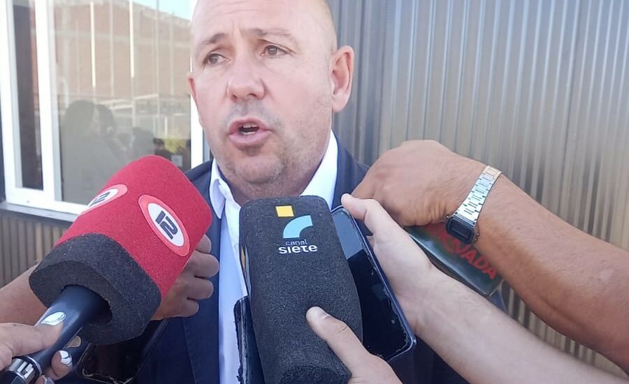 Gustavo Sastre Reafirma su Compromiso con la Educación y el Sector Pesquero en Puerto Madryn