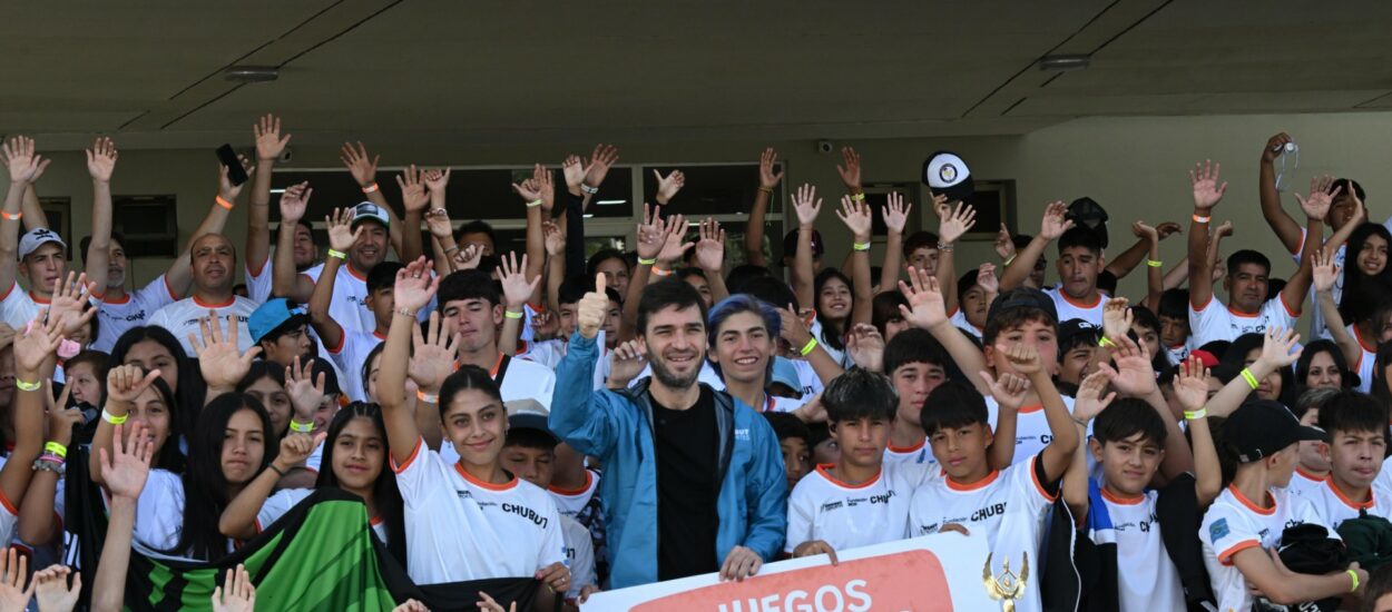 Torres recibió a los 620 jóvenes que participan en los Juegos Comunales 2025: “El deporte es un espacio donde se forjan las buenas personas que queremos para nuestra provincia”