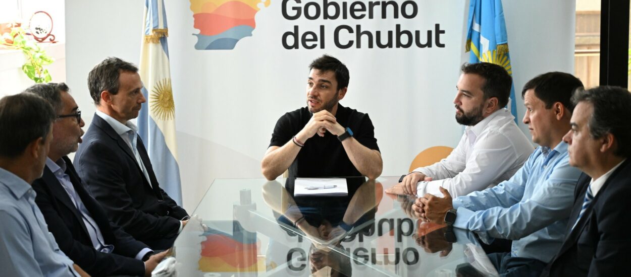 Torres firmó el inicio de obra de la Doble Trocha y anunció que el 5 marzo inician los trabajos