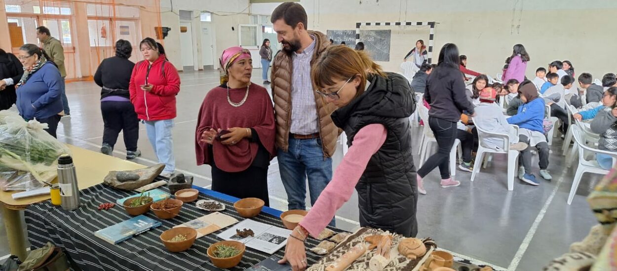 TREVELIN: EMOTIVO CIERRE DE LA SEMANA DE PUEBLOS ORIGINARIOS EN LAGO ROSARIO