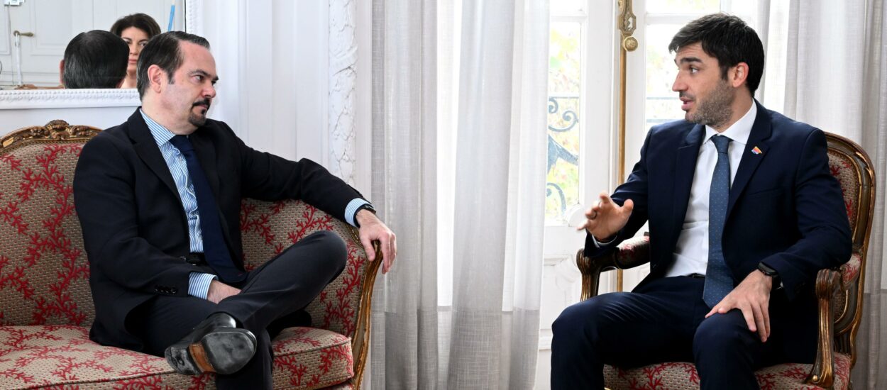 Torres se reunió con el embajador de Francia para avanzar en inversiones turísticas, energéticas y sustentables