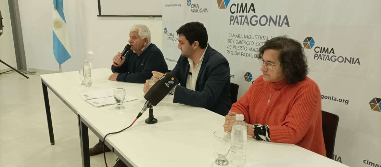 CIMA Patagonia recibe simulador de soldadura para fortalecer la formación