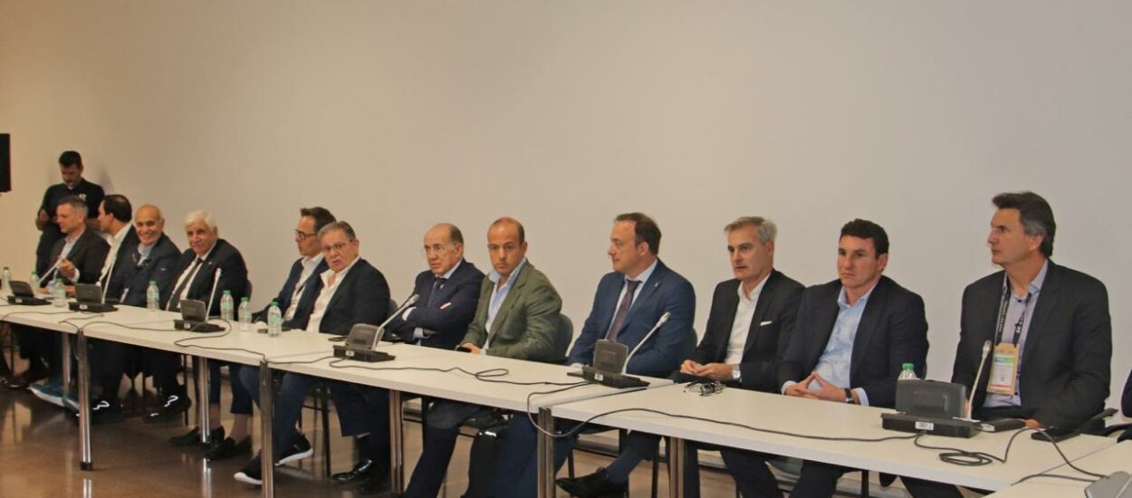 El Gobierno dictó la conciliación obligatoria en el conflicto entre el SOMU y cámaras empresarias del sector pesquero.