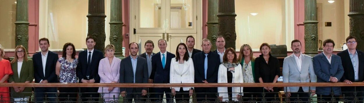 Milei impulsa la descentralización de la paritaria docente: un giro hacia el federalismo