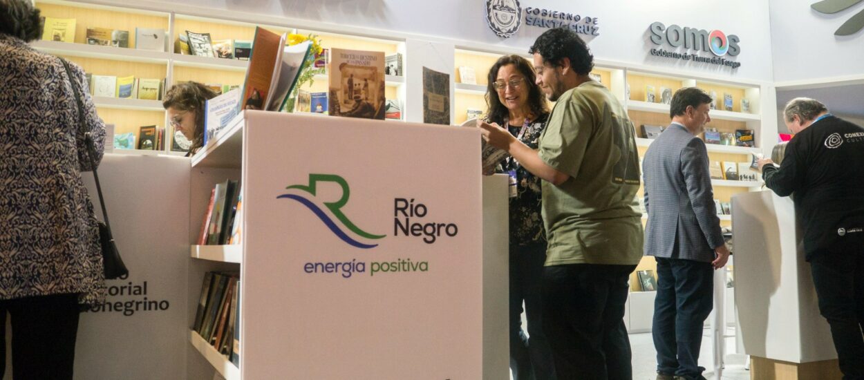 Chubut acompaña a los autores de la provincia en la Feria Internacional del Libro en Buenos Aires