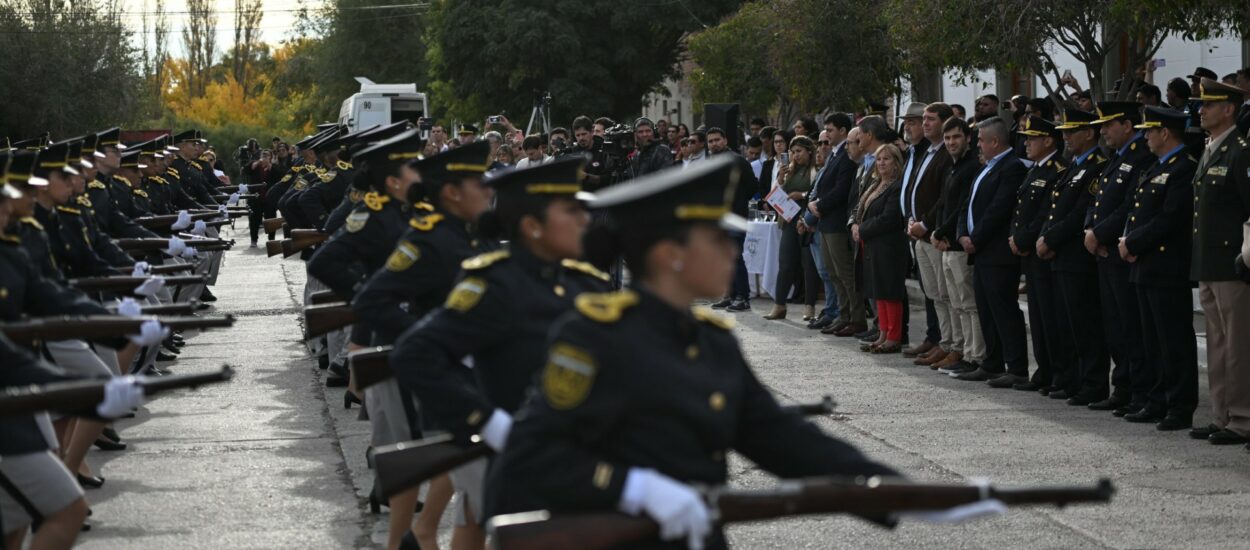Torres en el 62° aniversario de la Escuela de Cadetes: “Seguimos jerarquizando a nuestra policía para que sea la mejor del país”