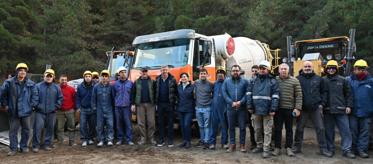 Torres anunció el inicio de una obra estratégica que garantizará agua potable a más de 25 mil vecinos de Esquel