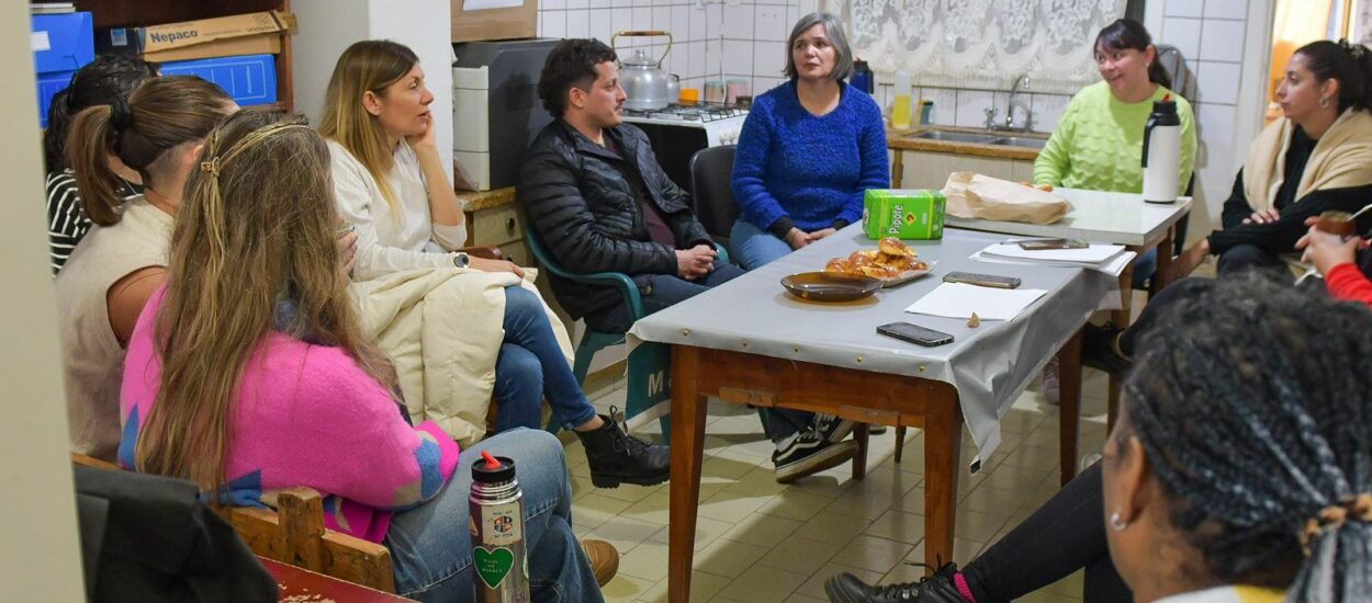 El Gobierno fortalece políticas sociales junto al municipio de Esquel e instituciones de la ciudad