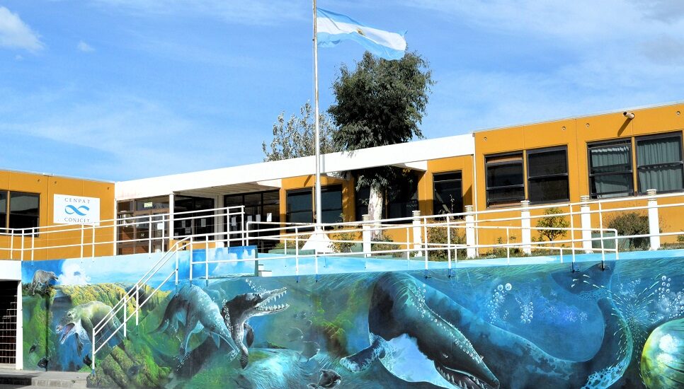 El CENPAT conmemora su 55º aniversario con un ciclo de charlas abiertas a la comunidad Serán cuatro encuentros que comenzarán el jueves 12 de junio y tendrán como ejes a la Paleontología, la pesca artesanal, la conservación y el turismo y la salud.