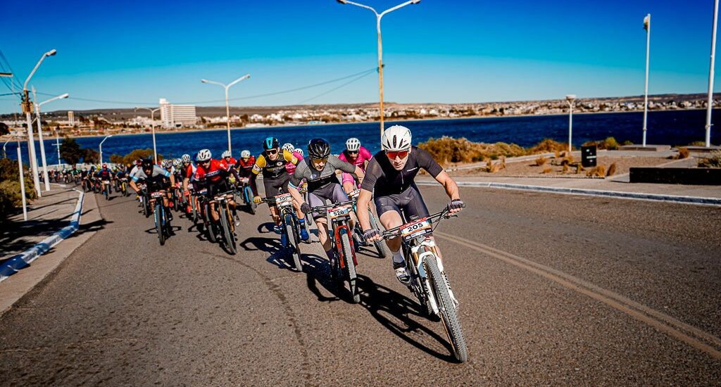 500 corredores confirmados para Vuelta Ballenas 2025, la carrera de MTB más grande de la Patagonia