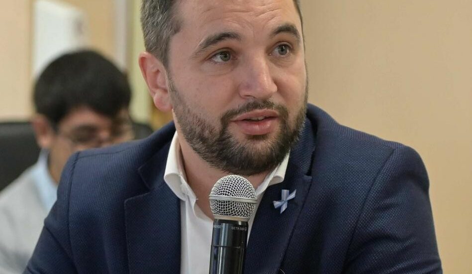 Provincia desarrolla un dispositivo de contención ante la marejada registrada en Playa Unión