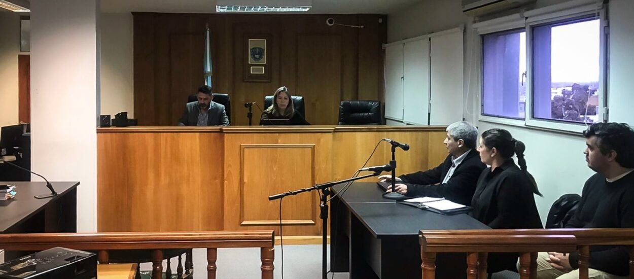 Confirman imputación en causa por certificados médicos falsos