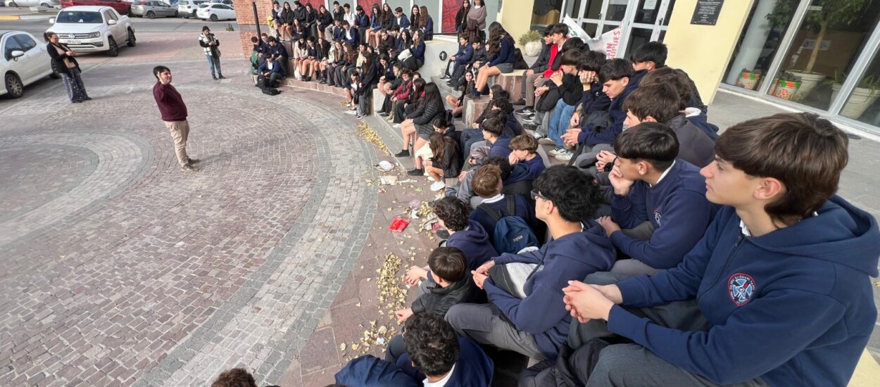 El Centro Cultural Provincial realiza visitas guiadas y ofrece actividades para estudiantes, familias y público en general