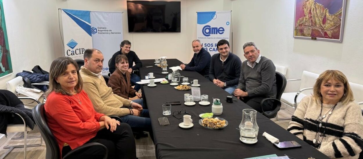 Provincia y la Cámara de Comercio de Comodoro Rivadavia firmaron convenio para impulsar la capacitación y la inserción laboral