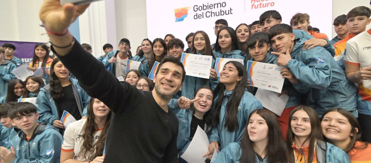 Torres reconoció a los campeones de los Juegos EPADE: “En Chubut, el deporte es una herramienta para formar mejores personas”