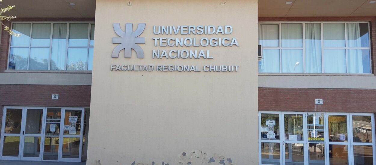 Diana Bohn: “Estamos ante un juego siniestro con el futuro de las universidades”