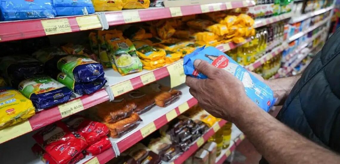 Consumo en crisis: caídas históricas, especulación de precios y señales de alerta económica