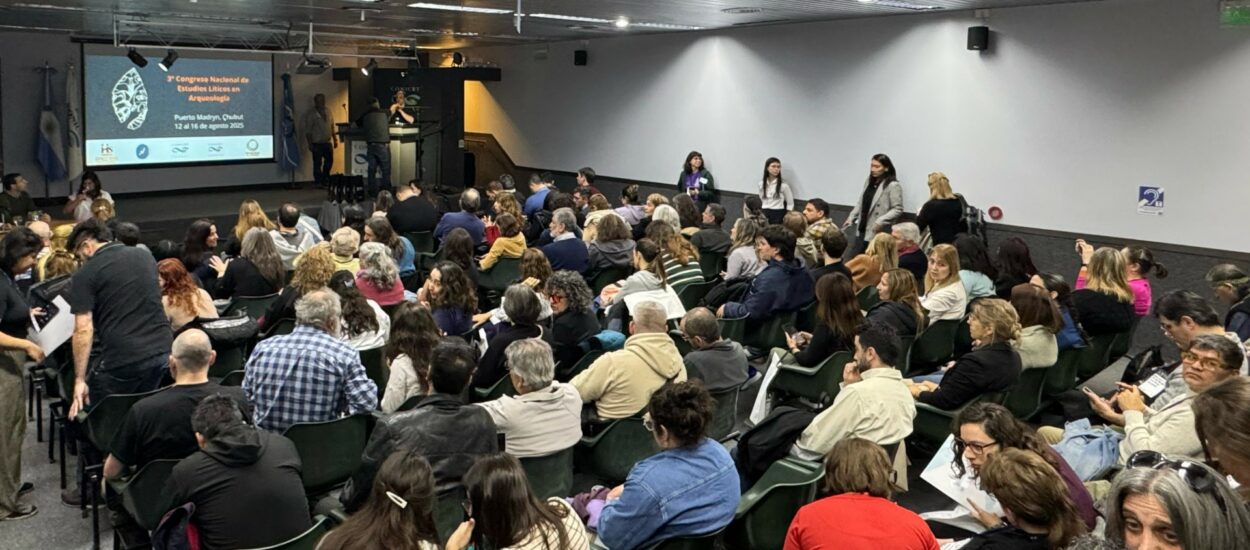 Provincia acompañó la apertura del 3° Congreso Argentino de Estudios Líticos en Arqueología en Puerto Madryn