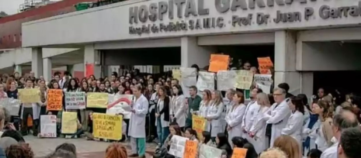 Veto a la emergencia pediátrica: paro en el Hospital Garrahan y convocatoria a una gran marcha por la salud y la educación