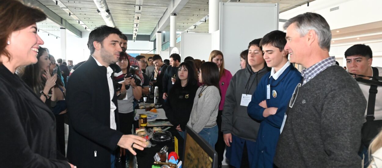 Torres destacó que Chubut se posiciona como referente nacional en materia de alfabetización