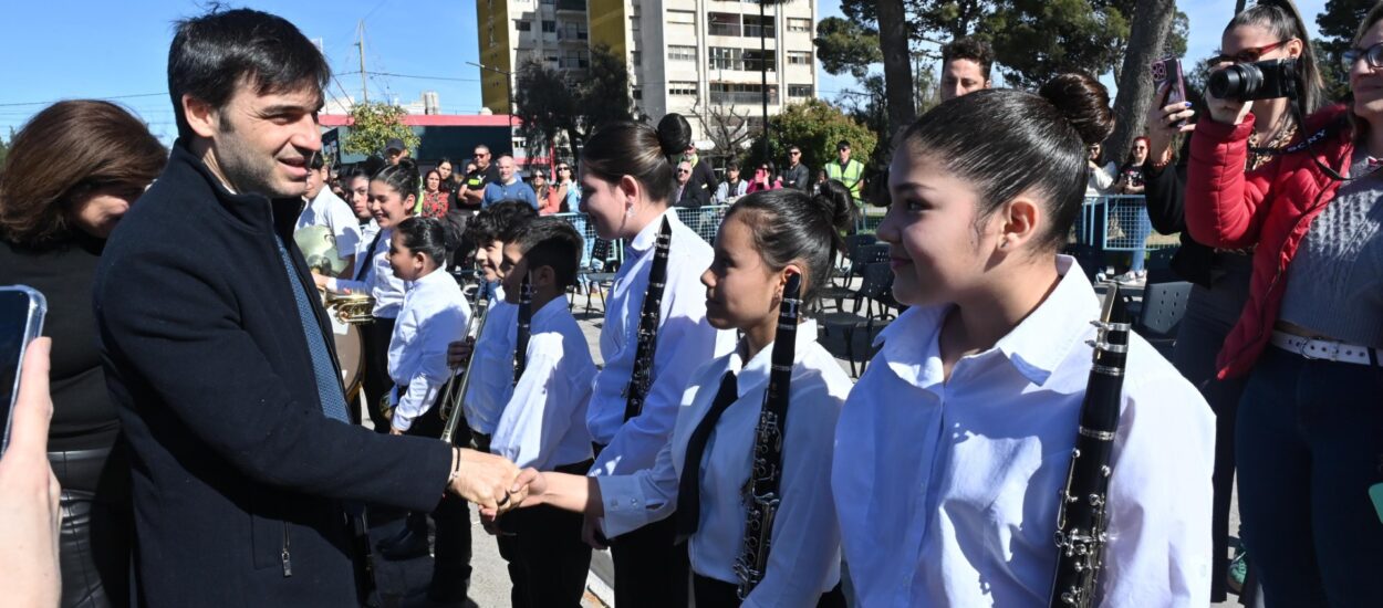 Torres encabezó los festejos por el 160° aniversario de Rawson y destacó la ejecución de obras estratégicas para el desarrollo de la capital provincial