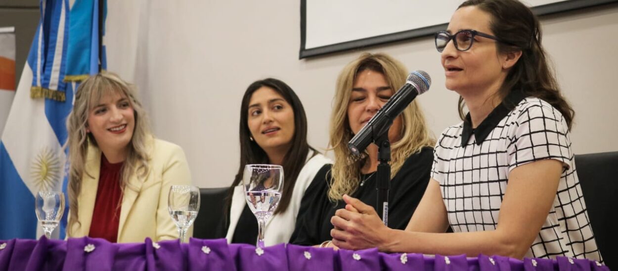 Jornada por la Eliminación de la Violencia contra la Mujer en la Legislatura